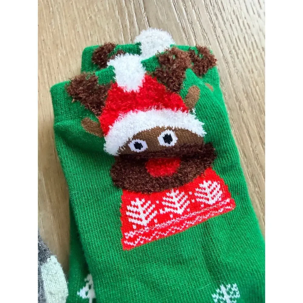 Cozy Christmas Toe Socks & Snowflake Pair - Youth US Size 13-3 Festive Bundle
